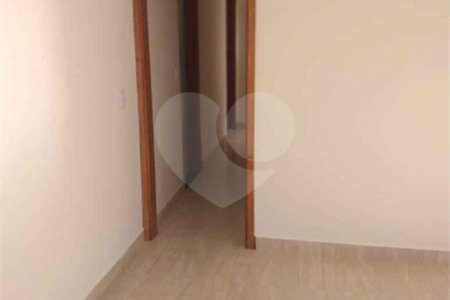 Casa térrea em Araraquara/SP.