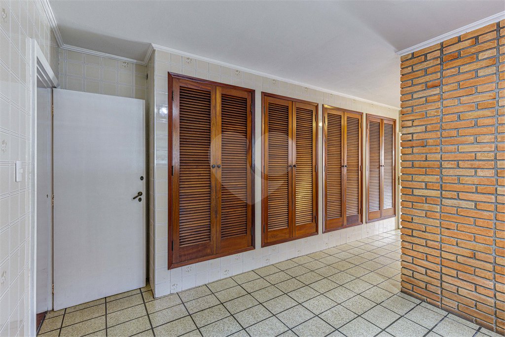 Casa Térrea à venda com 3 quartos, sendo 1 suíte,  em Alto da Boa Vista, São Paulo, SP
