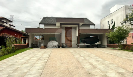Casa à venda com 4 quartos, sendo 2 suítes,  em Morada da Praia, Bertioga, SP