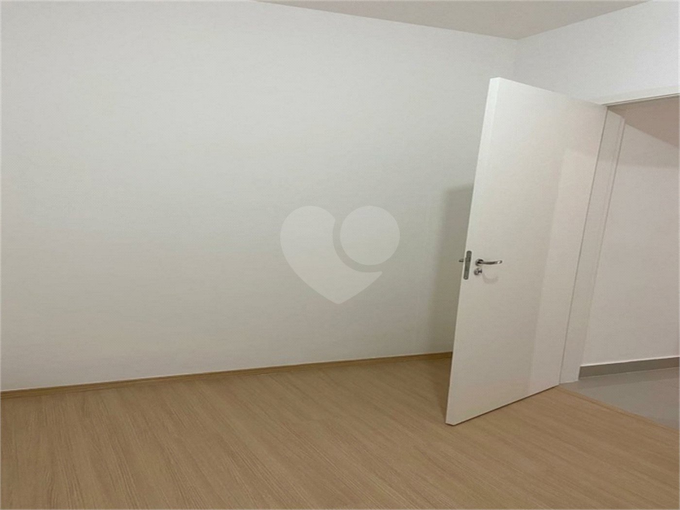 Apartamento no Residencial Flor de Liz