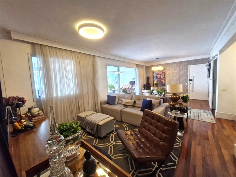 Apartamento à venda com 3 suítes em Alto da Boa Vista, São Paulo, SP