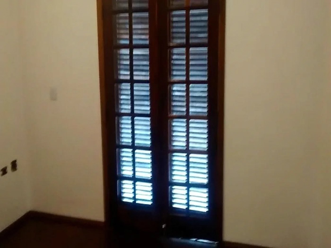 Casa à venda com 3 quartos, sendo 1 suíte,  em Vila Campesina, Osasco, SP