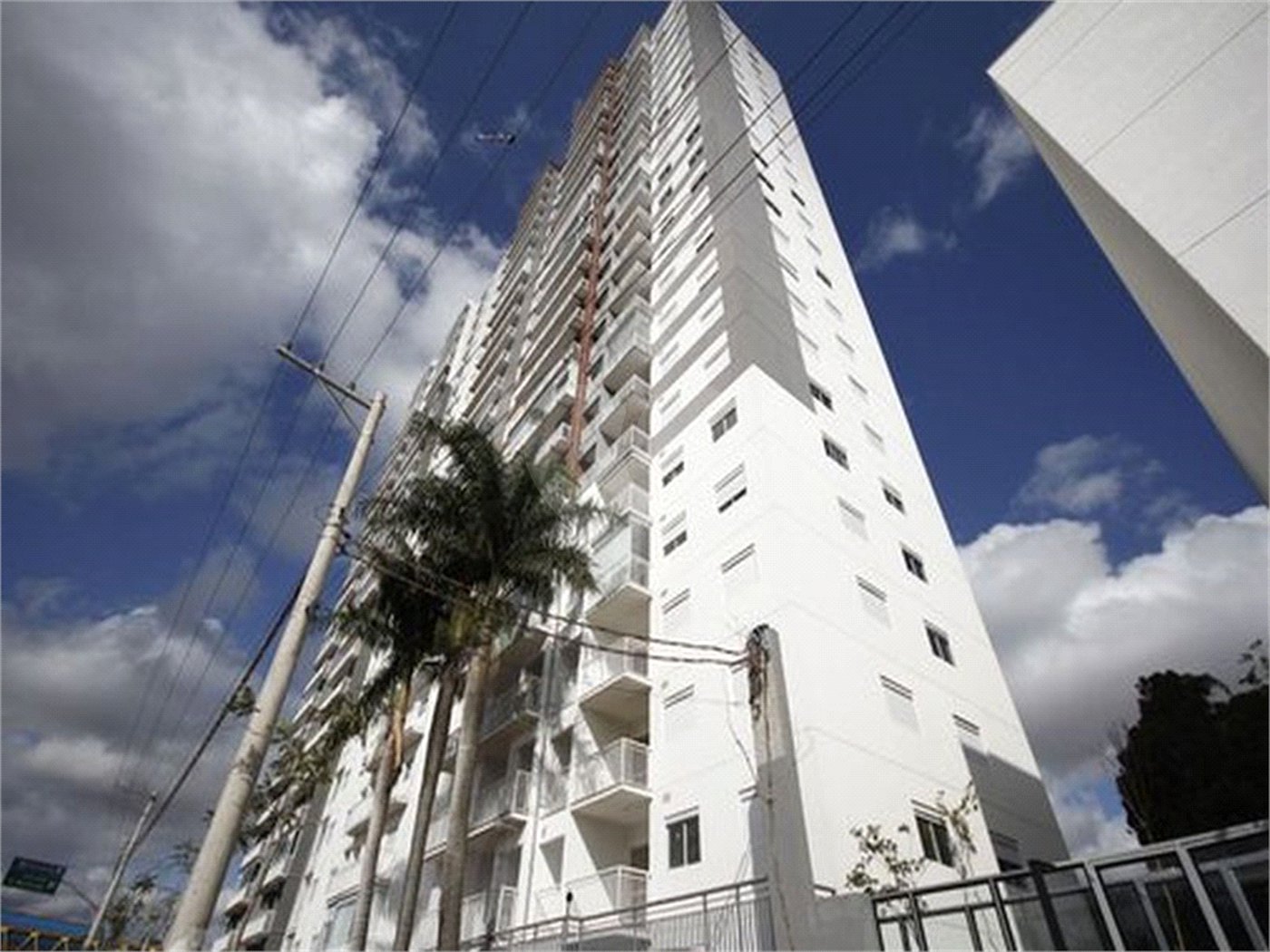 1 DORMITÓRIO NO IPIRANGA COM ARMÁRIOS - 45 M² - COM 1 VAGA