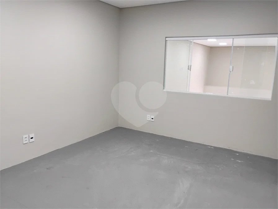Aluga-se Salão Comercial na Vila Mascote