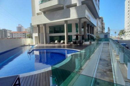 🏖️ BELO APARTAMENTO NO CORAÇÃO DA VILA CAIÇARA – PERTINHO DA PRAIA!