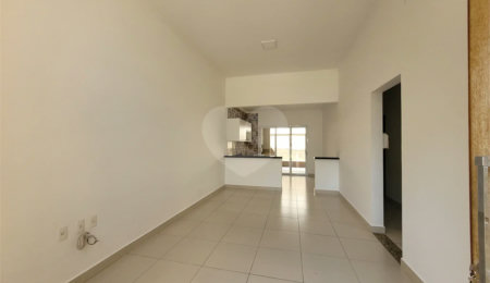 Casa para alugar com 3 quartos, sendo 1 suíte,  no condomínio Montreal Residence, Indaiatuba - SP