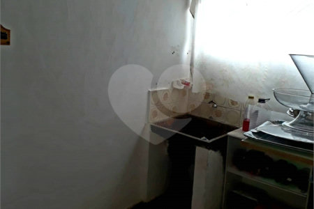 Casa térrea para venda.