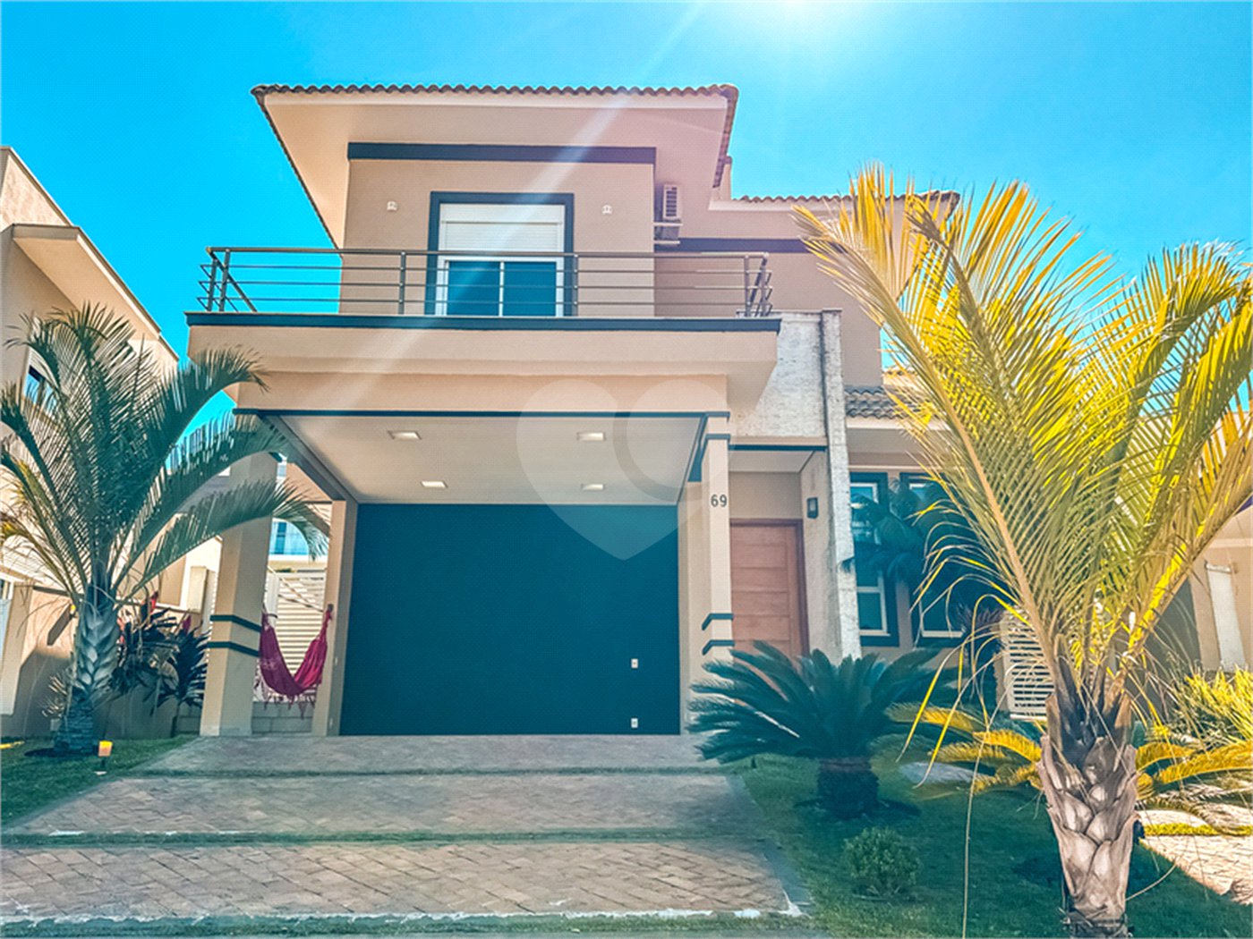 Sobrado à venda em Itupeva – 421,80 m² de terreno – 254,28 m² de área construída – 3 dormitórios – 4 banheiros – 4 vagas de garagem