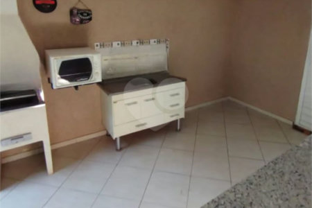 Casa térrea para venda no bairro Vila Carmem