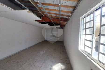 Casa Comercial com 4 salões à venda - Centro | Atibaia