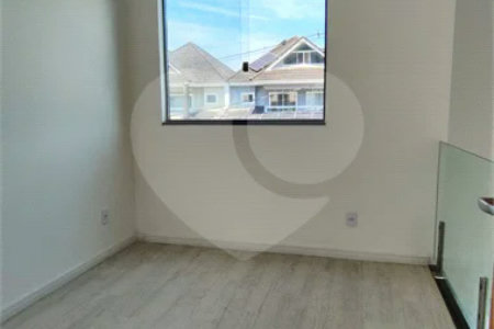 DUPLEX ALTO PADRÃO VARGEM PEQUENA