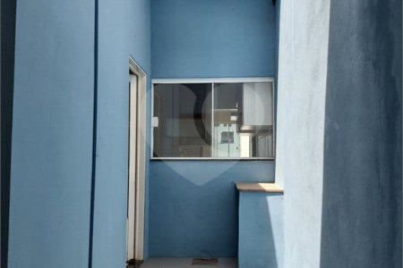 Casa térrea no Cidade Aracy .