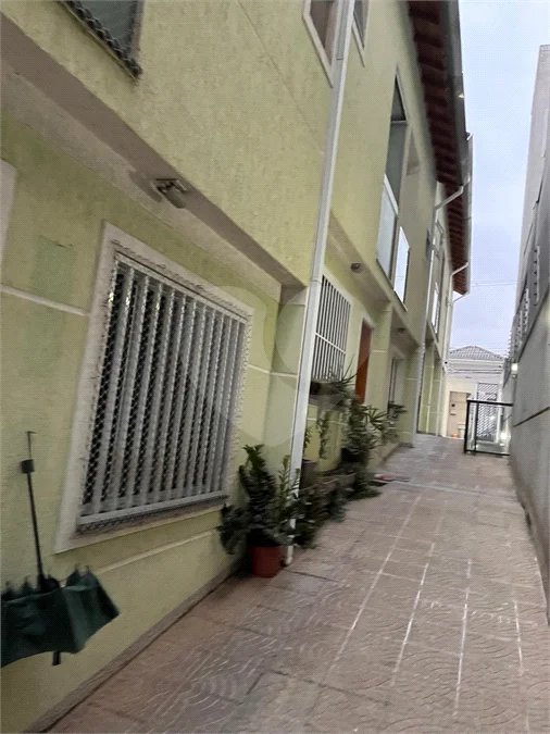 SOBRADO PARA VENDA EM CONDOMINIO FECHADO NA CASA VERDE.