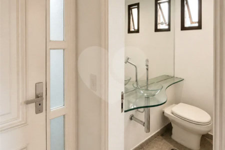 Excelente apartamento à venda na Vila Reg. Feijó