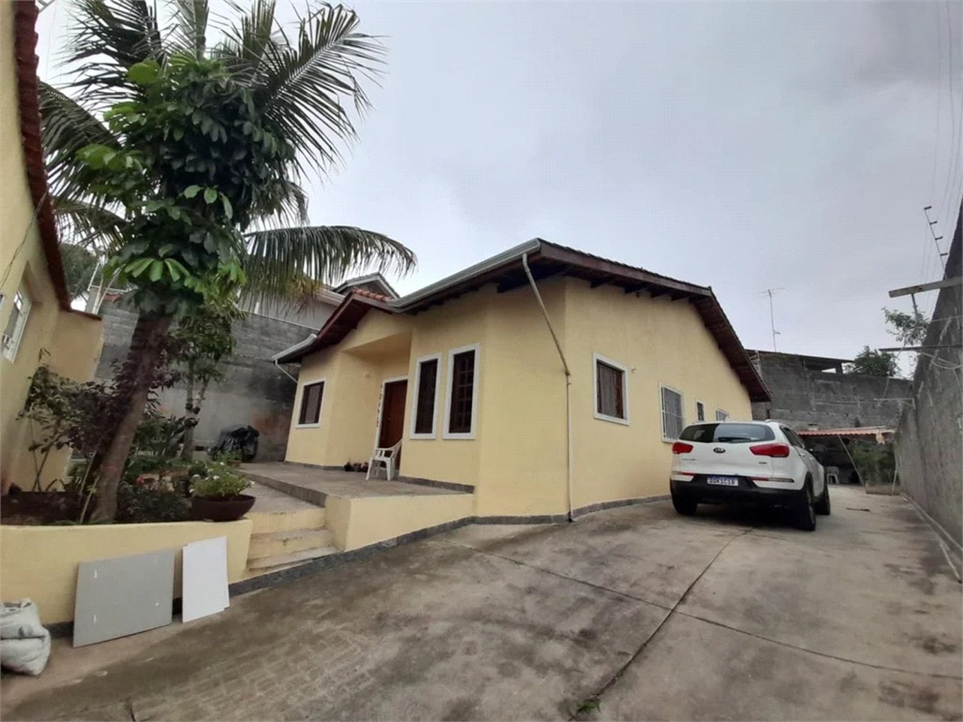 Casa à venda com 4 quartos, sendo 1 suíte, em City Bussocaba, Osasco, SP