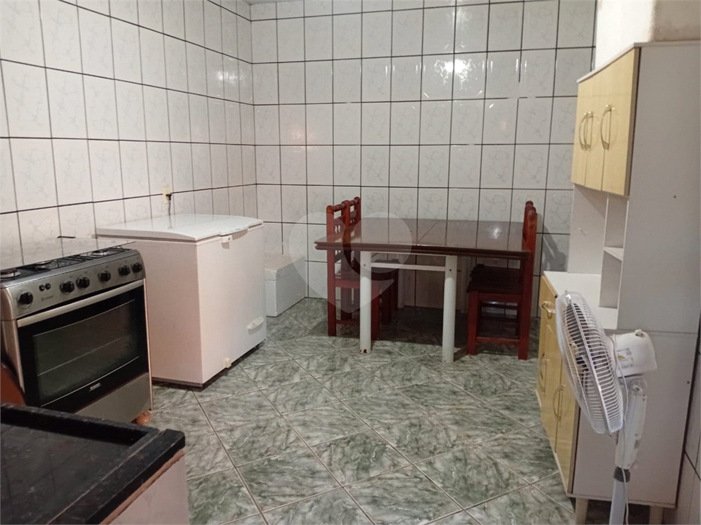 Sobrado 5 quartos.