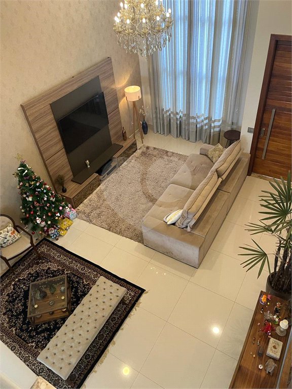 Casa em Condomínio - Jardim Residencial Alto de Itaici!