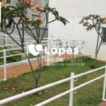 Apartamento no Condomínio Parque dos Manacás