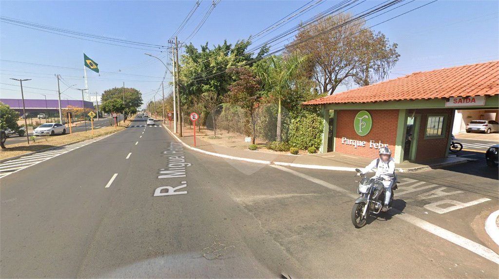Casa a venda no Parque Fehr.