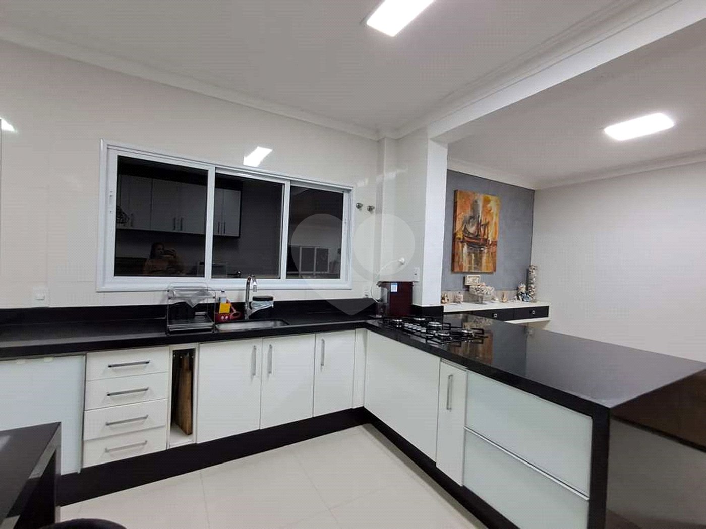 Casa de Alto Padrão à Venda e Locação - Condomínio Vila Verde