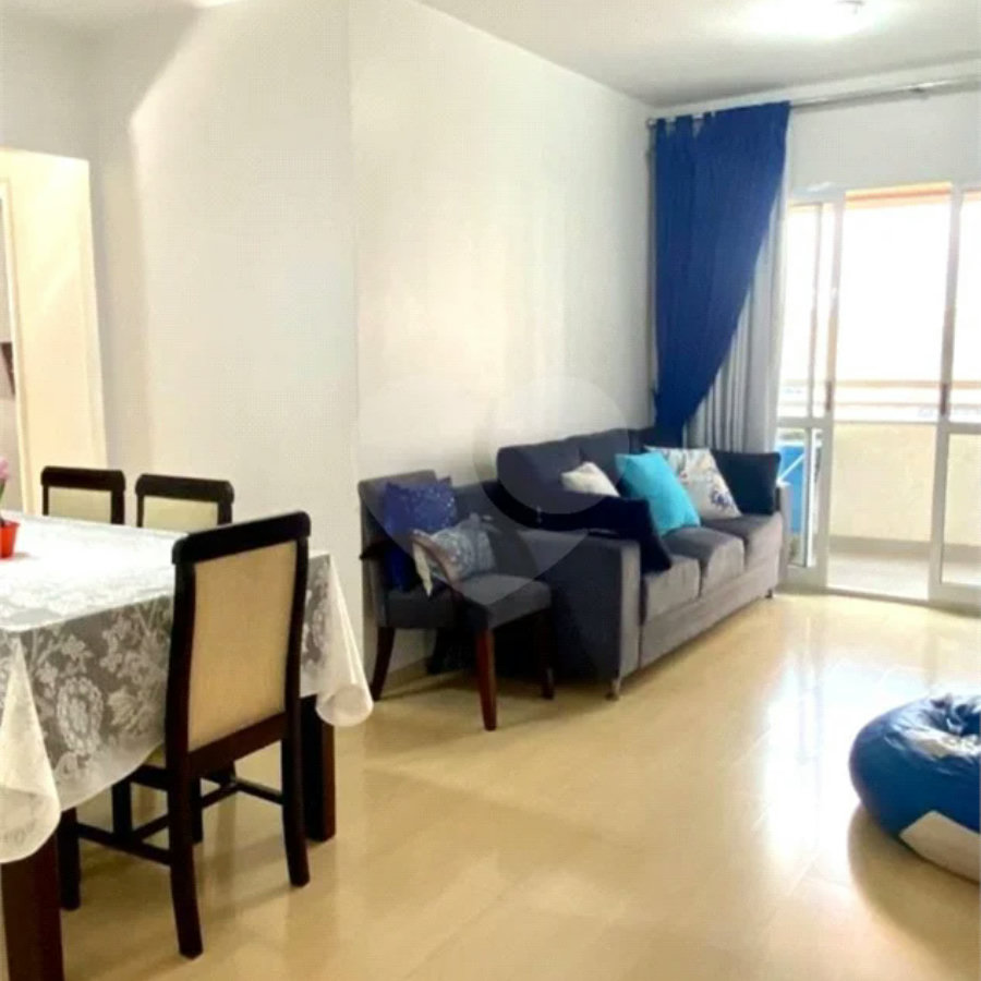 Apartamento á venda na Mooca de 89m² com 2 dormitórios, sendo 2 suítes e 2 vagas.