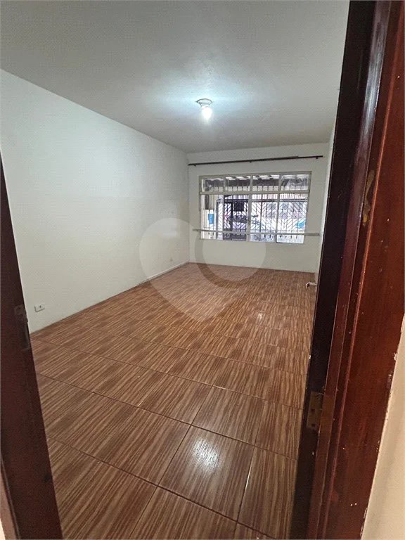 Excelente sobrado para comércio ou residência na Vila Santa Catarina