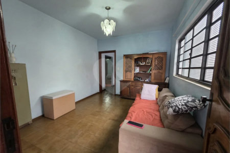 Casa térrea, 2 dormitórios com salão comercial Jd. Nova São Carlos