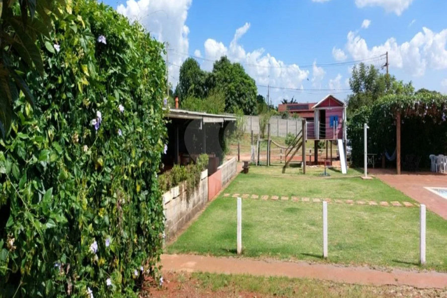 Chácara à venda com 4 quartos, sendo 1 suíte,  em Jardim dos Ipês, Brodowski, SP