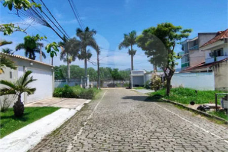 DUPLEX ALTO PADRÃO VARGEM PEQUENA