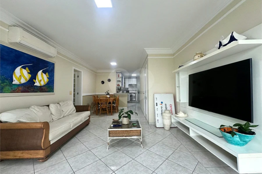 Apartamento à venda com 3 quartos, sendo 2 suítes, em Riviera de São Lourenço, Bertioga, SP