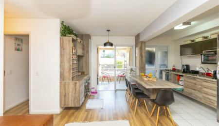 Apartamento à venda com 2 quartos, sendo 1 suíte,  em Bosque da Saúde, São Paulo, SP