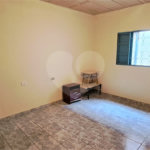 Casa ampla em bairro tranquilo – excelente oportunidade para morar ou investir!