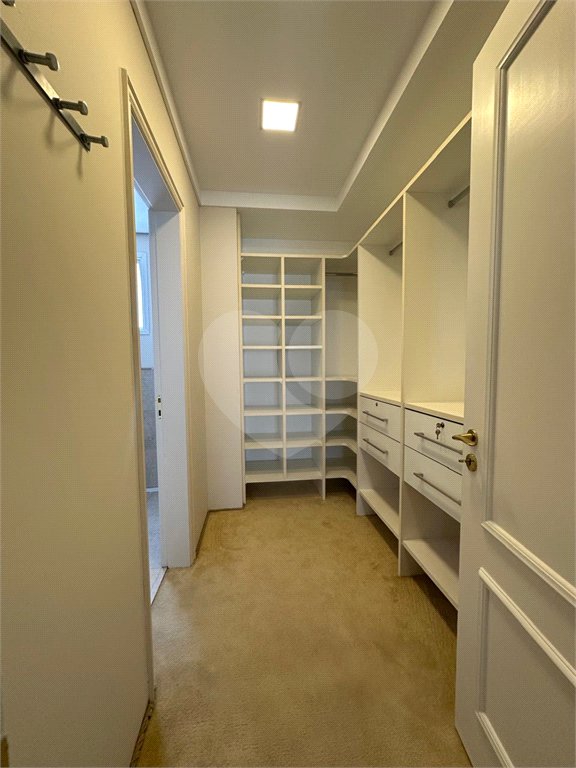 Apartamento para alugar com 4 suítes em Jardim Fonte do Morumbi, São Paulo, SP