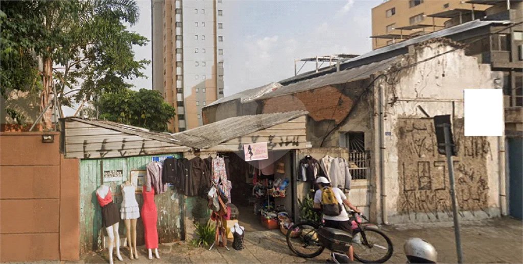 Terreno ideal para construção de prédio na Casa Verde
