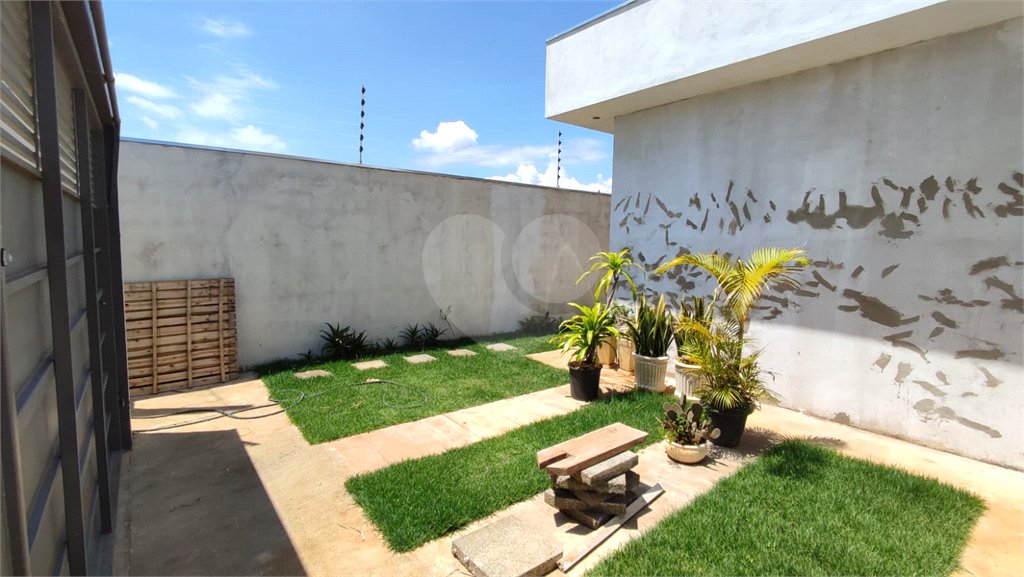 Casa à venda de 2 dormitórios em São Carlos, no bairro Arcoville.