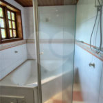 Casa à venda ou para alugar com 7 quartos, sendo 5 suítes, no condomínio Estância Marambaia, Vinhedo - SP