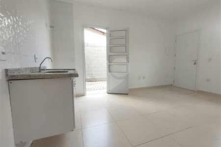 CASA TÉRREA EM ATIBAIA 2 DORMITÓRIOS EM CONDOMÍNIO FECHADO