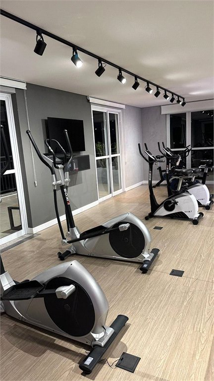 Apartamento com 33m2 - cozinha - 1 quarto - home office - varanda - em Higienópolis.