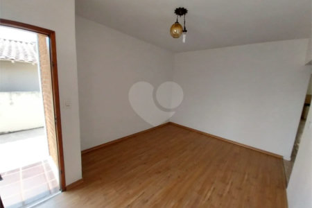 Casa à venda com 3 quartos em Vila Bossi, Louveira, SP
