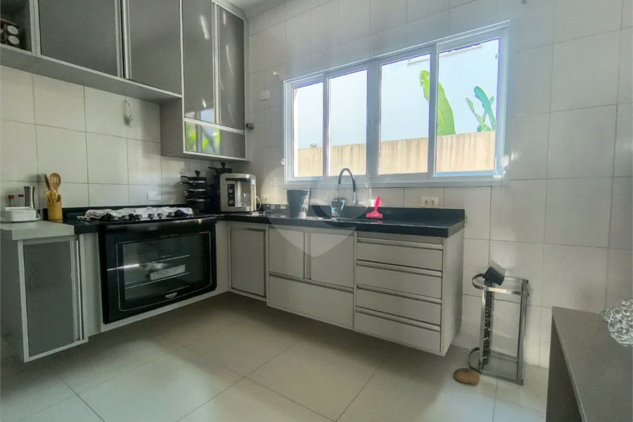 Casa à venda com 5 quartos, sendo 4 suítes, em Riviera de São Lourenço, Bertioga, SP
