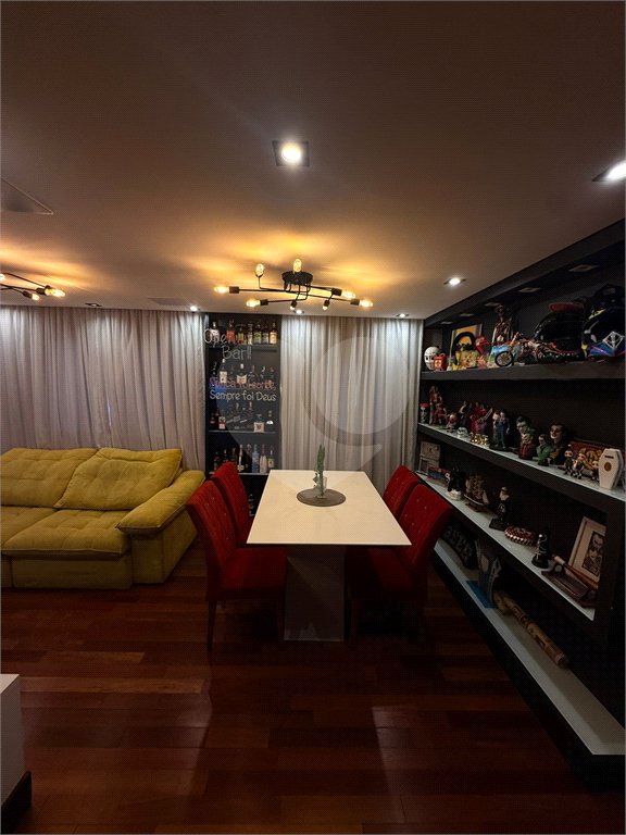OPORTUNIDADE ÚNICA – APARTAMENTO COMPLETO, MOBILIADO E PRONTO PARA MORAR