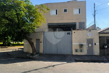 PRÉDIO COMERCIAL E RESIDENCIAL(KITNETS) COM GALPÃO À VENDA Jardim Ocara – Santo André/SP