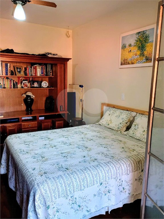 Sobrado com 3 quartos à venda com área gourmet completa e 5 vagas de garagem – Santa Marta - São Carlos/SP