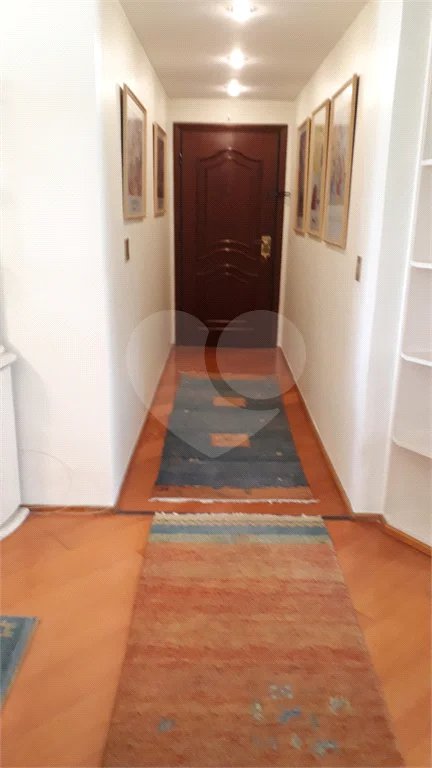 Apartamento à venda mobiliado nos Jardins — 126 m²
