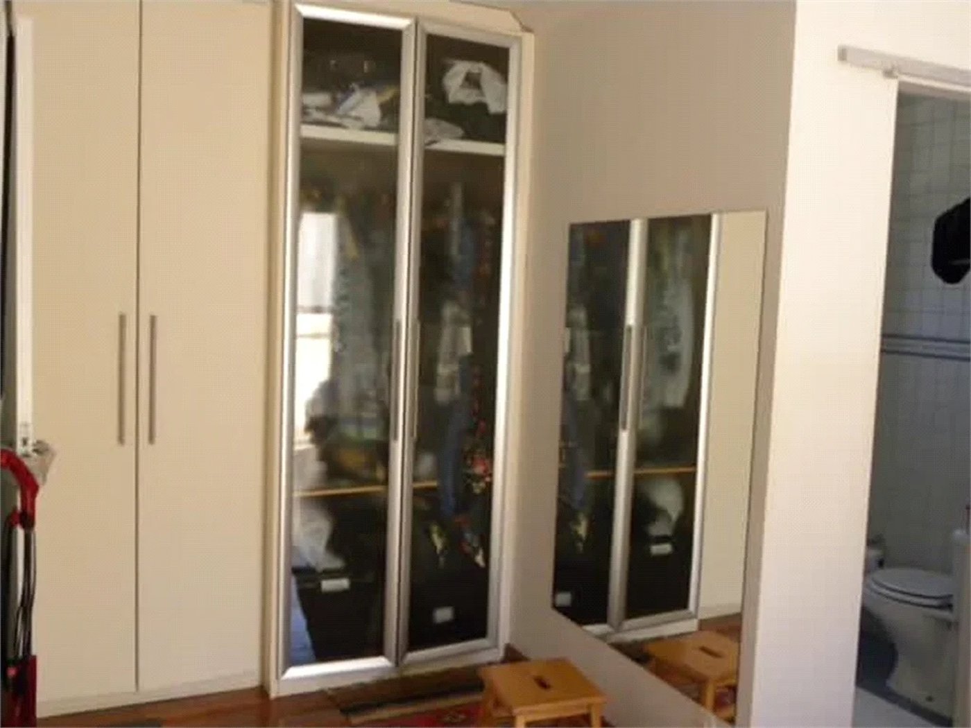 Casa à venda com 3 quartos, sendo 1 suíte,  no condomínio Villas de São Francisco, São Paulo - SP