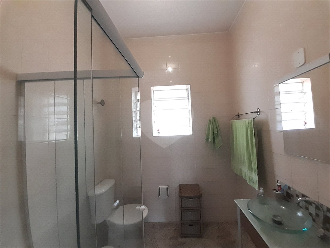 Vende-se: Sobrado de Vila, 2 quartos, Edícula com 1 Suíte, 1 Vaga, Santana!