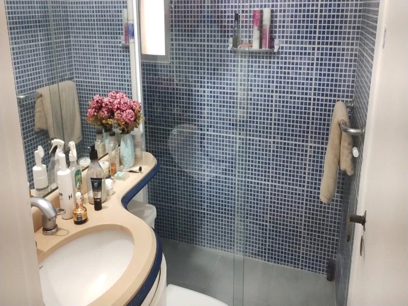 Apartamento com 67m², 3 quartos, garagem, à venda no Jardim Marajoara.