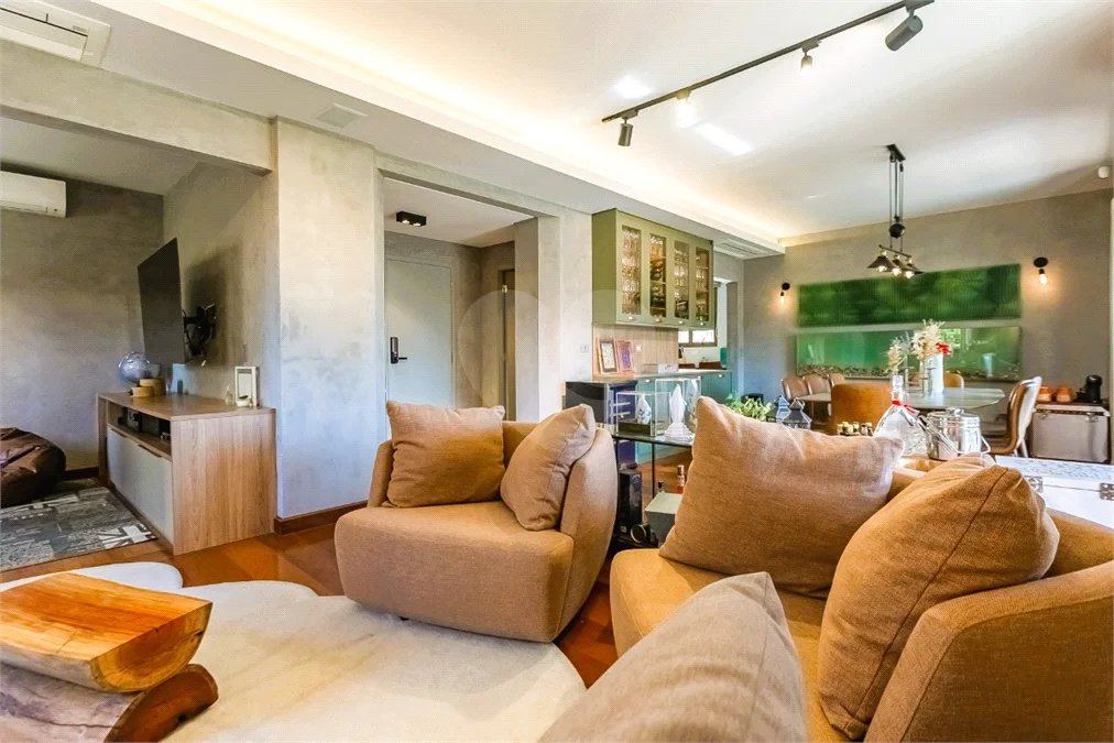 Vila Clementino - Apartamento reformado | 186 m² | 3 suítes | 3 vagas livres