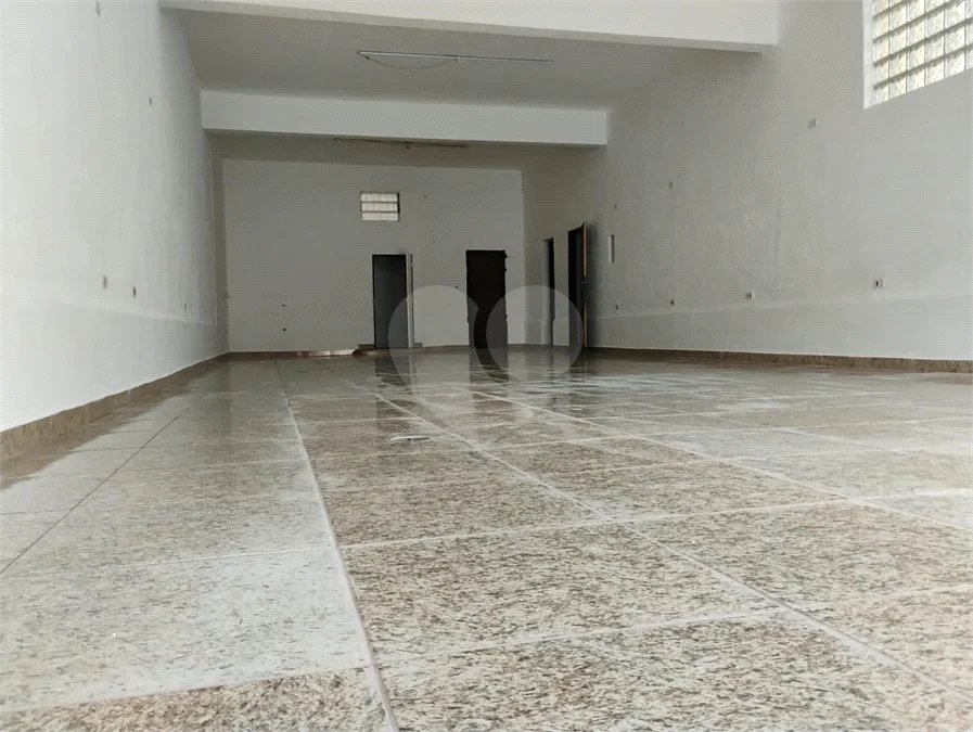 Excelente Loja Comercial na Vila Santa Catarina!!!