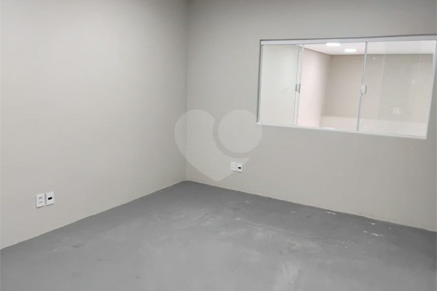 Aluga-se Salão Comercial na Vila Mascote